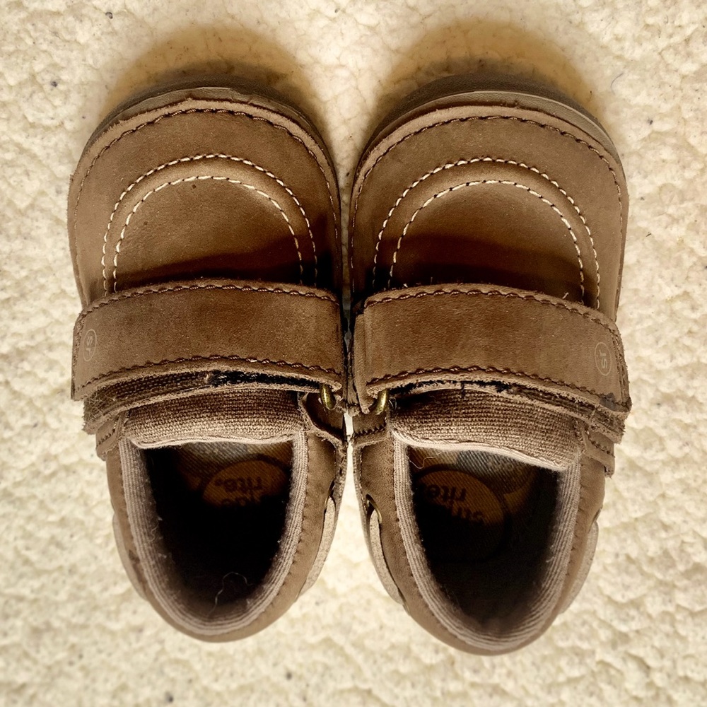 Stride Rite size 4W toddler boys
